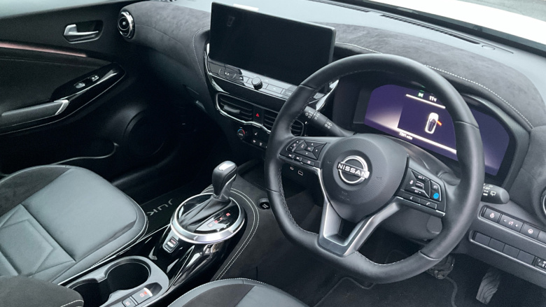 Nissan Juke 1.6 Hybrid Tekna+ 5dr Auto Hybrid Hatchback